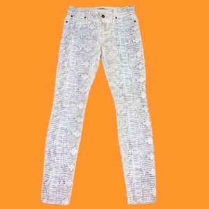7 For All Mankind || US27 Snakeskin Skinny Jeans